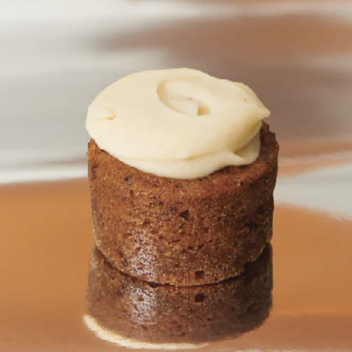 Heerlijke worteltaart - gebakje bij Saranne